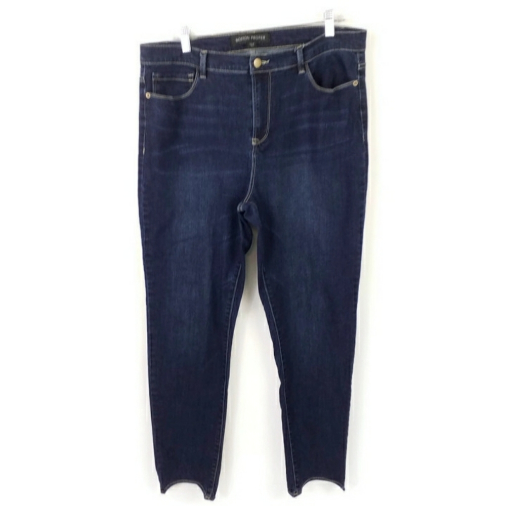 Boston Proper Dark Wash High Rise Slim Shark Bite Stirrupless Jeans Womens 16